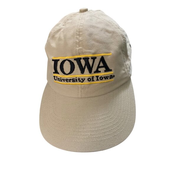 30.  Baseball Cap University of Iowa Embroidered Emblem - Picture 1 of 6